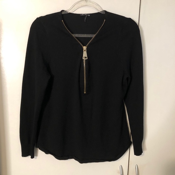 Black long sleeve top - Picture 2 of 2